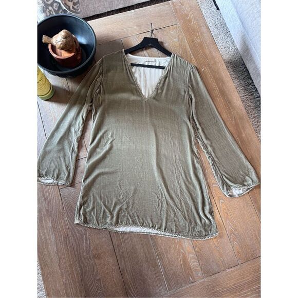 CP Shades NWOT Long Sleeve Velvet Mini Dress in Green Size Small - Picture 8 of 10